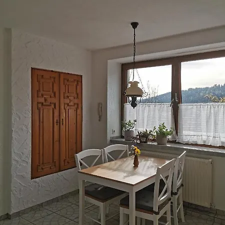 Ferienwohnung Zur Alten Schnitzerei - #128895 * Grunhainichen